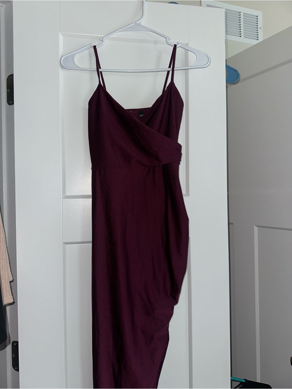 Windsor Burgundy Satin Draped Midi Dress | Size M (Estimated)